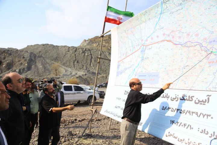 باند دوم محور رودان - کهنوج کلنگ زنی شد