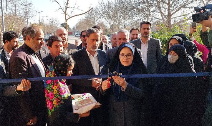 بازارچه دائمی صنایع دستی و مشاغل خانگی در بجنورد با حضور استاندار افتتاح شد