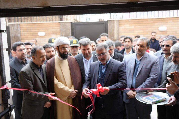 گزارش تصویری حضور استاندار لرستان در شهرستان چگنی در سومین روز از دهه مبارک فجر؛