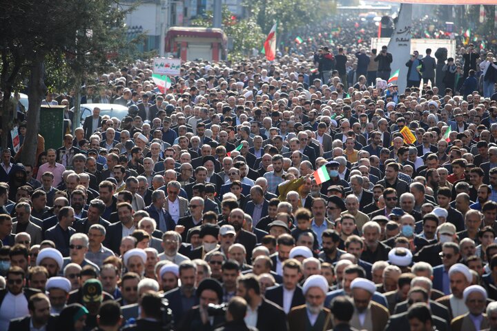 حضور استاندار گیلان در راهپیمایی 22 بهمن رشت