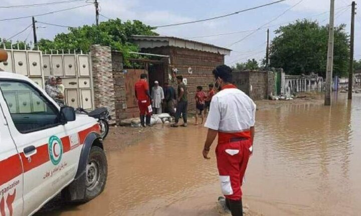 فرماندار:امدادرسانی به سیلزدگان شهرستان فلارد انجام شد