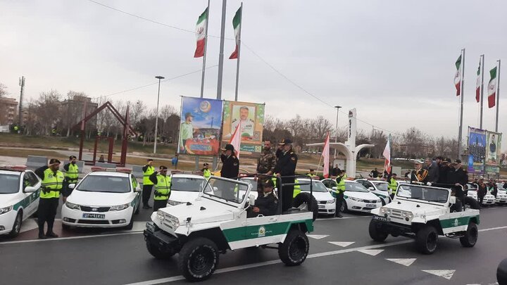 رزمایش اقتدار نوروزی در میدان آزادی تهران برگزار شد