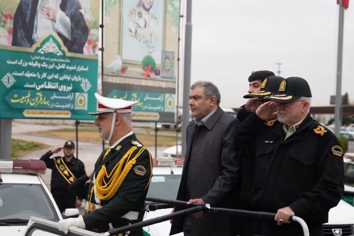 رزمایش اقتدار نوروزی در میدان آزادی تهران برگزار شد