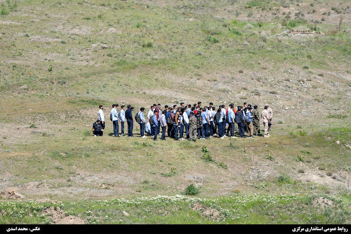 بازدید استاندار مرکزی از اردوی بصیری و آموزشی دانش آموزان