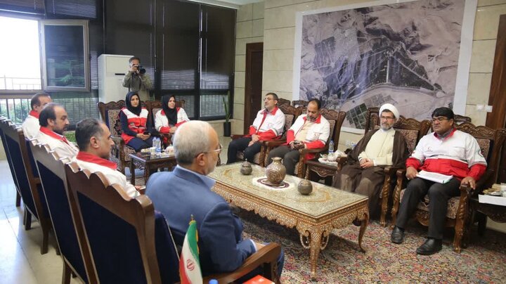 هلال‌احمر، جهادگونه در خدمت‌رسانی حاضر شده است