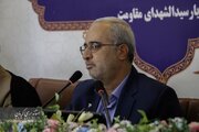 استاندار کرمان: با تولید داخلی، اقتصاد کشور را بالا بردیم