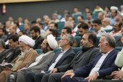 نشست شورای اداری ومنتخبین فرهنگی و اجتماعی شهرستان کاشان با استاندار اصفهان