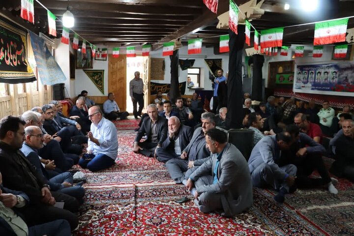 استاندار گیلان در جمع مردم روستای گیری رحیم آباد رودسر