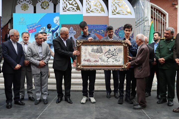 مراسم بازگشایی مدارس و نواخته شدن زنگ مهر با حضور استاندار گیلان