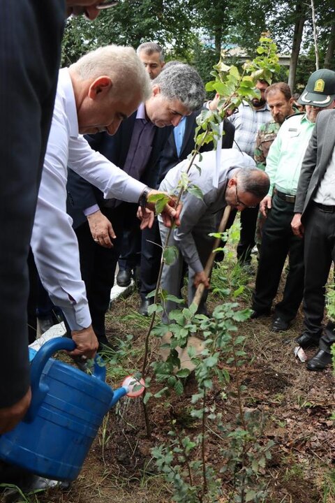 مراسم بازگشایی مدارس و نواخته شدن زنگ مهر با حضور استاندار گیلان