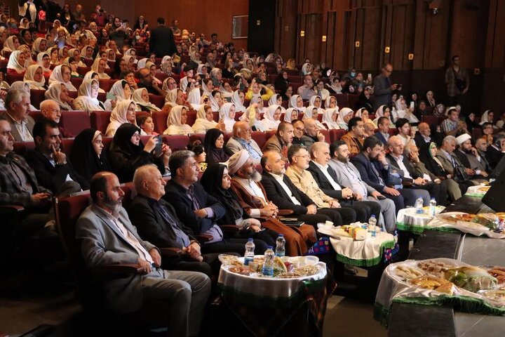 دومین جشنواره اقوام گیلانی در تالار مرکزی رشت با حضور استاندار