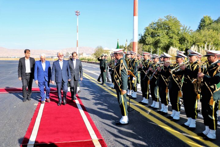 وزیر کشور وارد خراسان شمالی شد