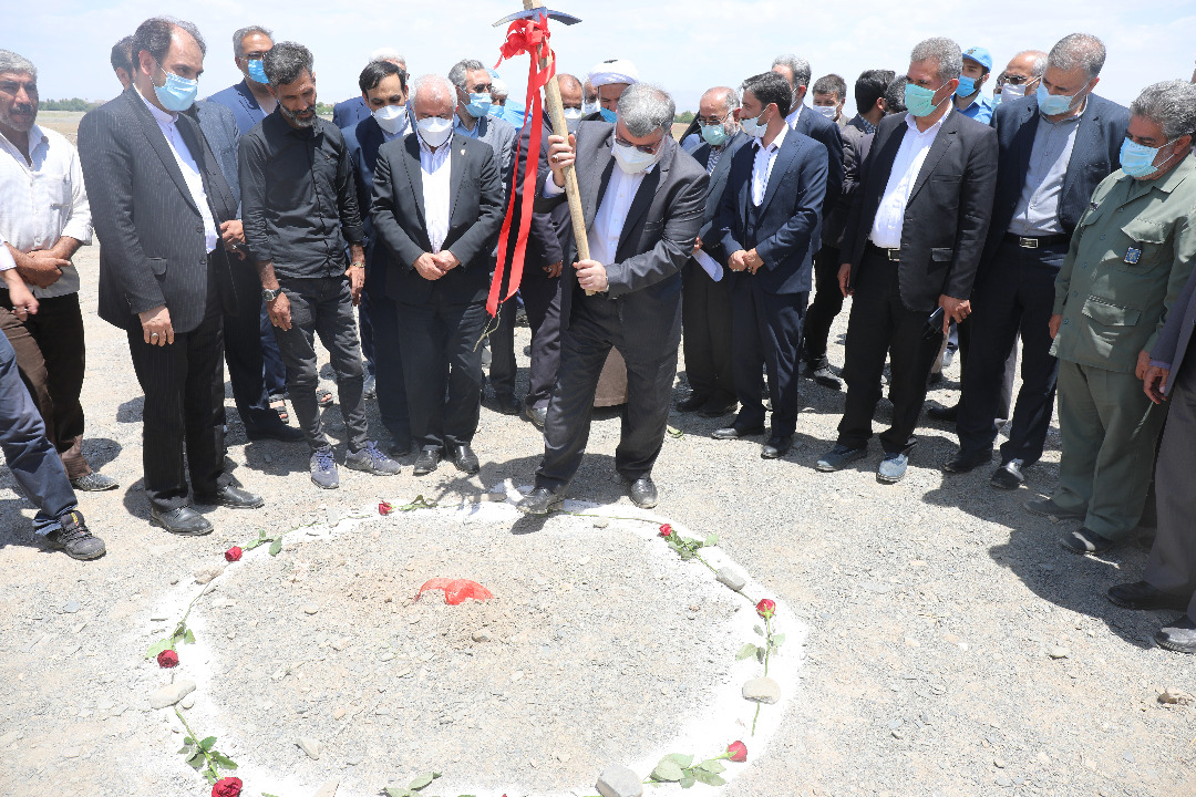 آغاز عملیات اجرایی پروژه مجتمع مسکونی ۷۲۹ واحدی بنیاد شهید و امور ایثارگران در مشهد مقدس