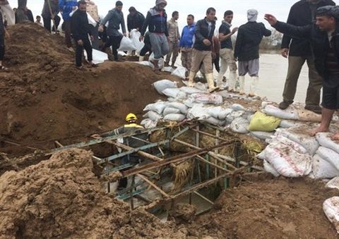 امدادرسانی به سیل‎زدگان شهر رُفیع از سوی شرکت مهندسی و توسعه نفت